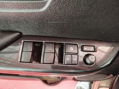 HILUX 2.4 D-4D 150 4*4 INVINCIBLE A/T