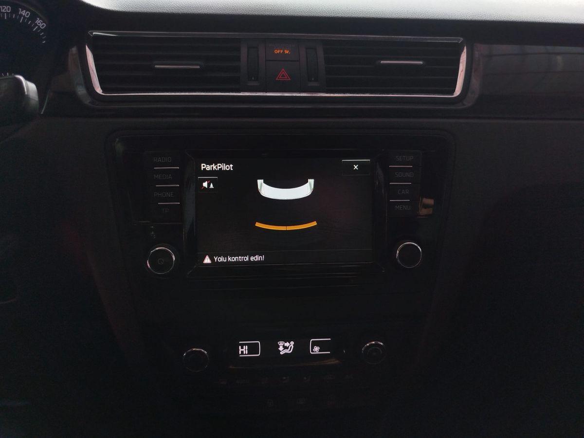 RAPID 1.4 TDI CR 90 GREEN TEC STYLE DSG