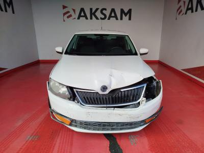 RAPID 1.4 TDI CR 90 GREEN TEC STYLE DSG