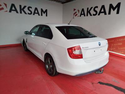 RAPID 1.4 TDI CR 90 GREEN TEC STYLE DSG