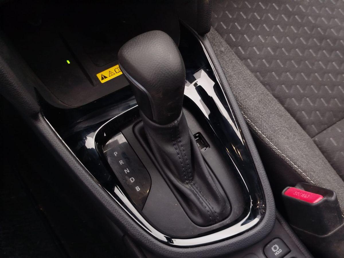 YARIS CROSS 1.5 HYBRID FLAME X-PACK E-CVT FL