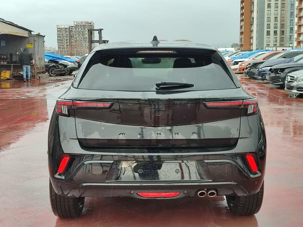 MOKKA 1.2 130 AT8 GS FL