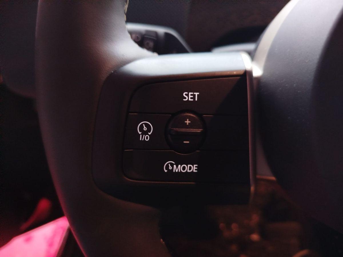 MINI COOPER COUNTRYMAN E 204 FAVOURED