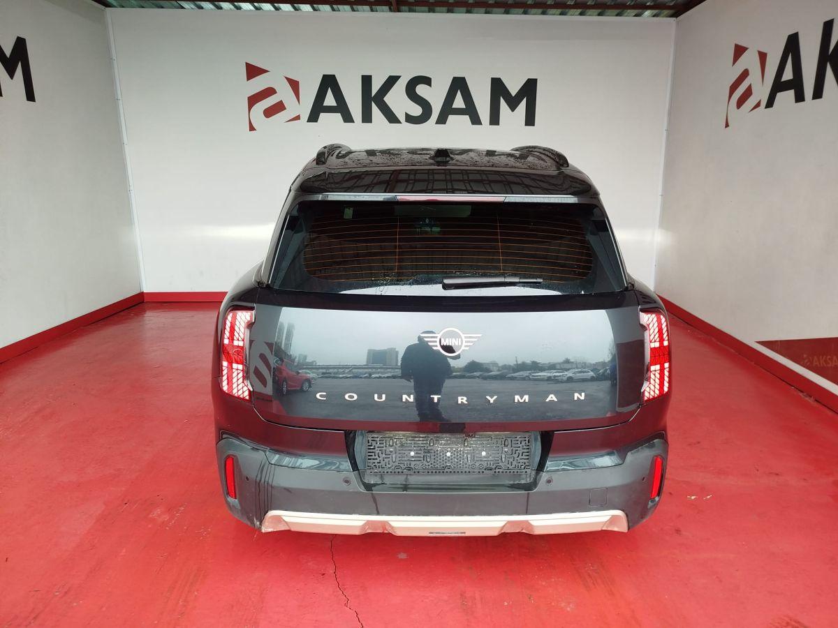 MINI COOPER COUNTRYMAN E 204 FAVOURED