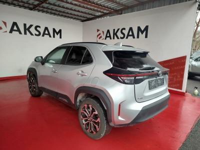 YARIS CROSS 1.5 HYBRID FLAME X-PACK E-CVT FL