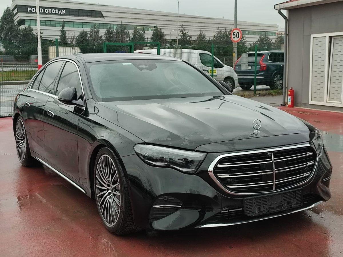 E 180 1.5 EDITION 1 EXCLUSIVE 9G-TRONIC