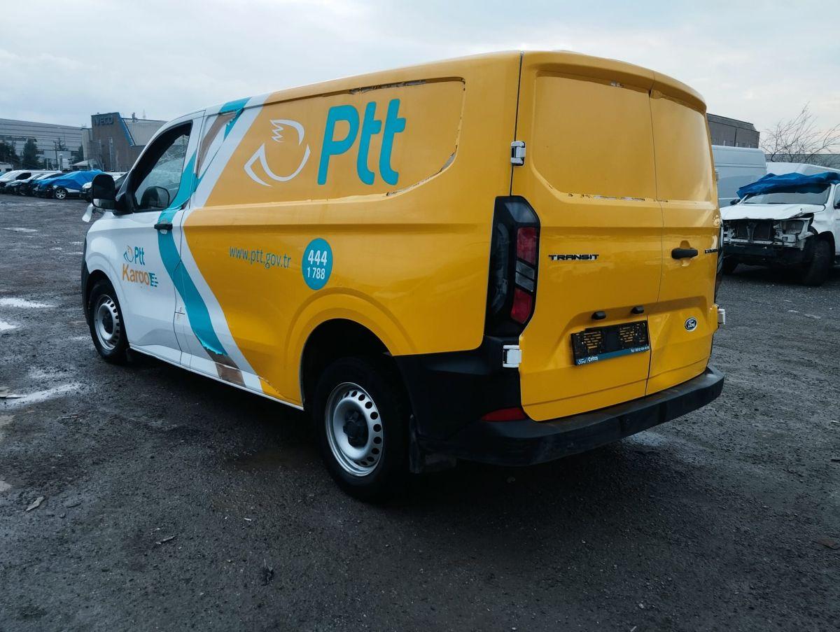 TRANSIT CUSTOM VAN 320S EB UPG 136 TREND