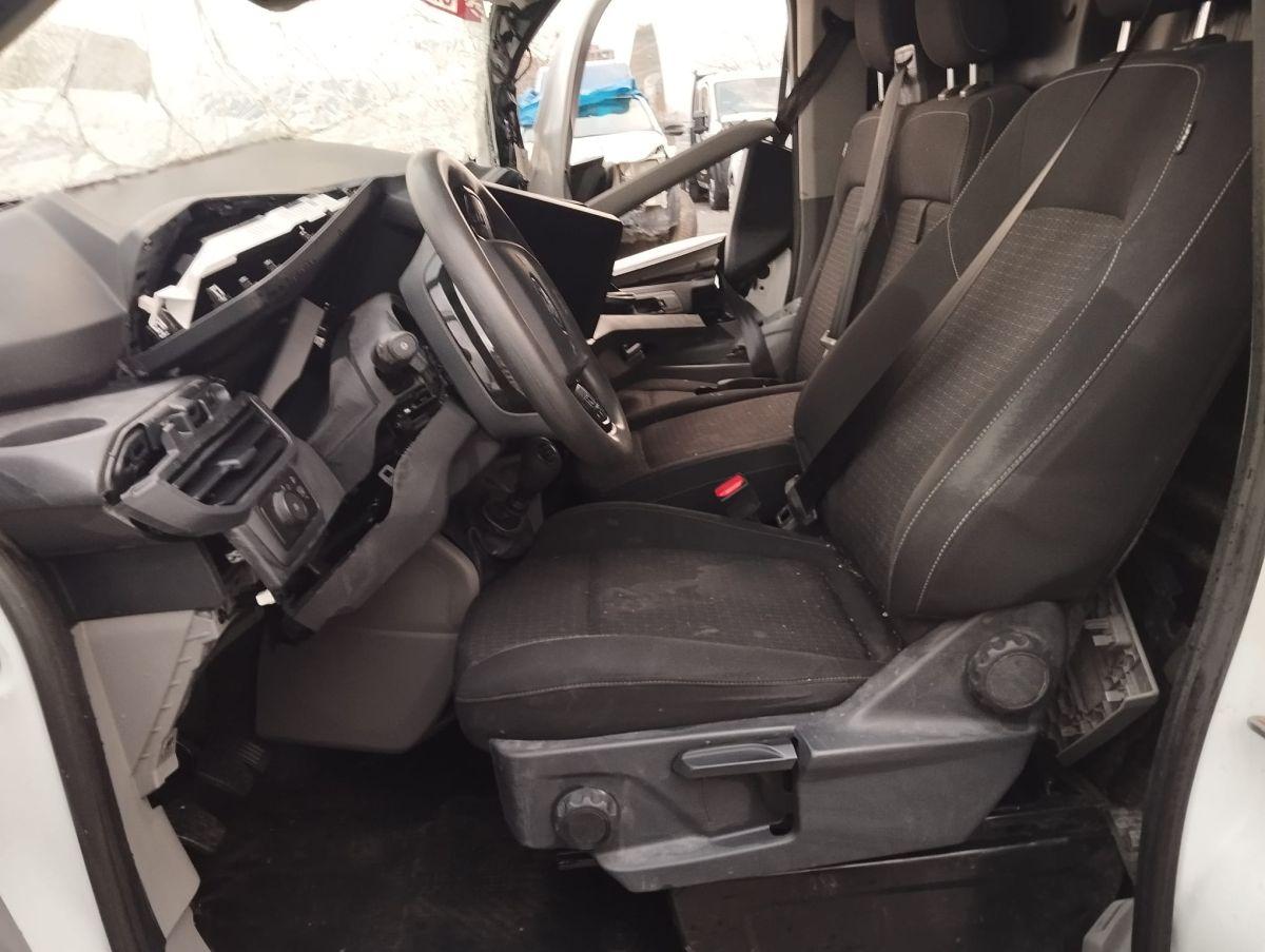 TRANSIT CUSTOM VAN 320S EB UPG 136 TREND