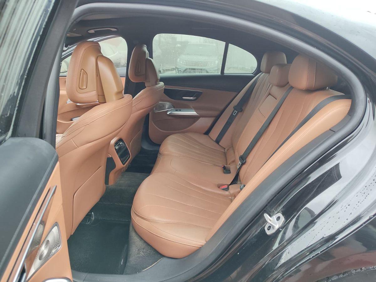 E 180 1.5 EDITION 1 EXCLUSIVE 9G-TRONIC