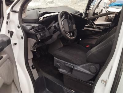 TRANSIT CUSTOM VAN 320S EB UPG 136 TREND