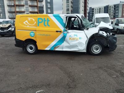 TRANSIT CUSTOM VAN 320S EB UPG 136 TREND