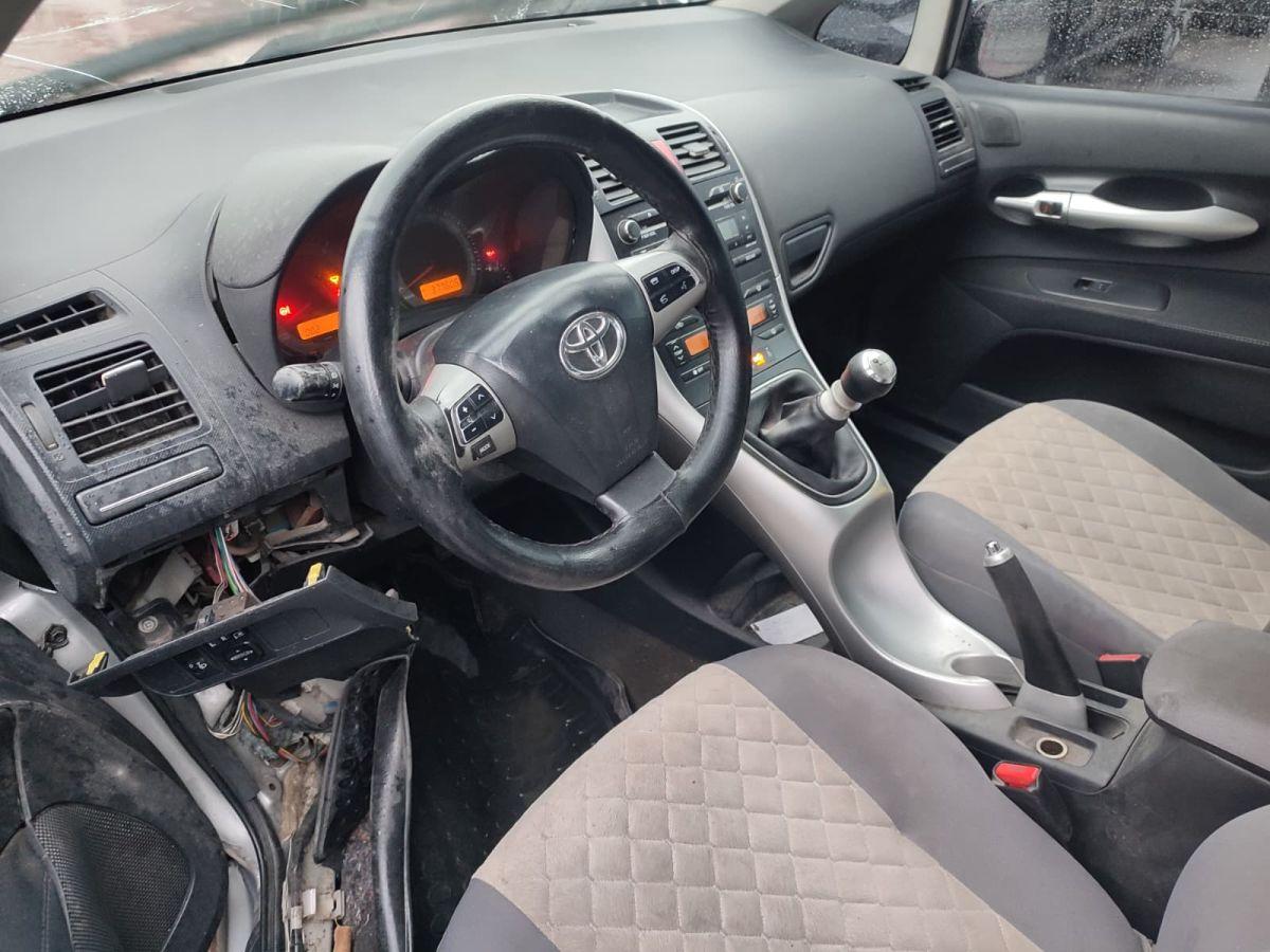 AURIS 1.4 D 4D COMFORT EXTRA