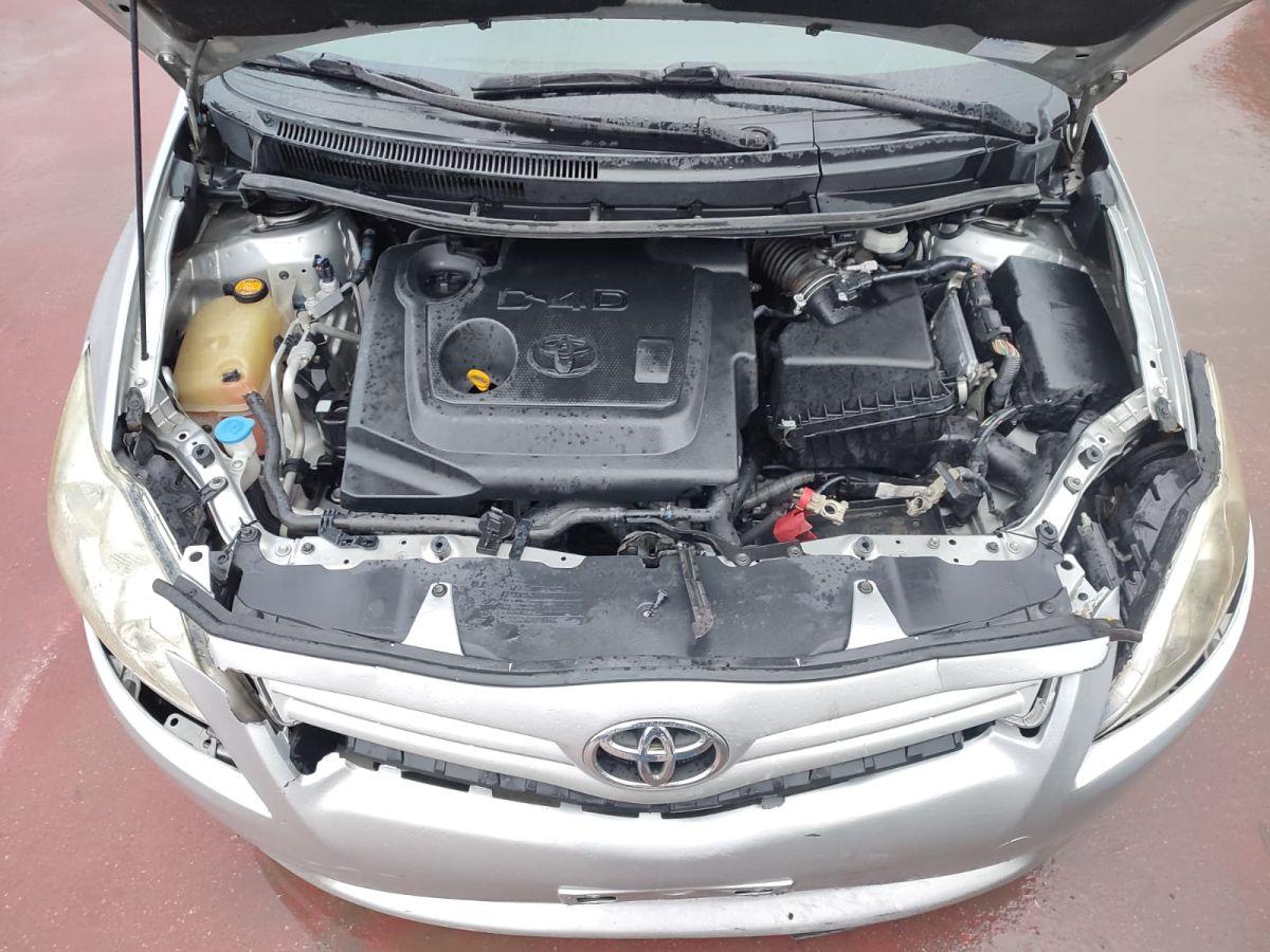 AURIS 1.4 D 4D COMFORT EXTRA