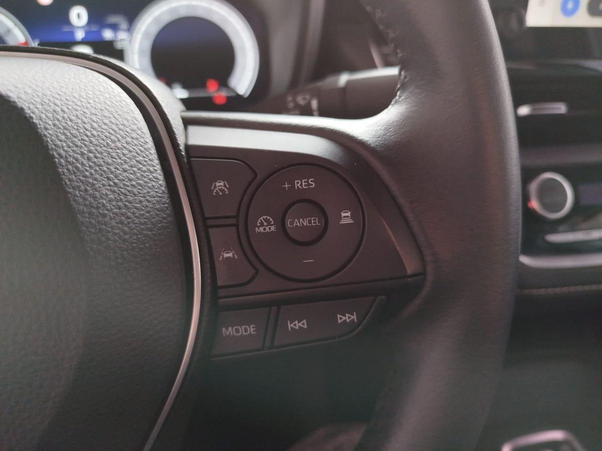 COROLLA 1.8 HYBRID DREAM E-CVT