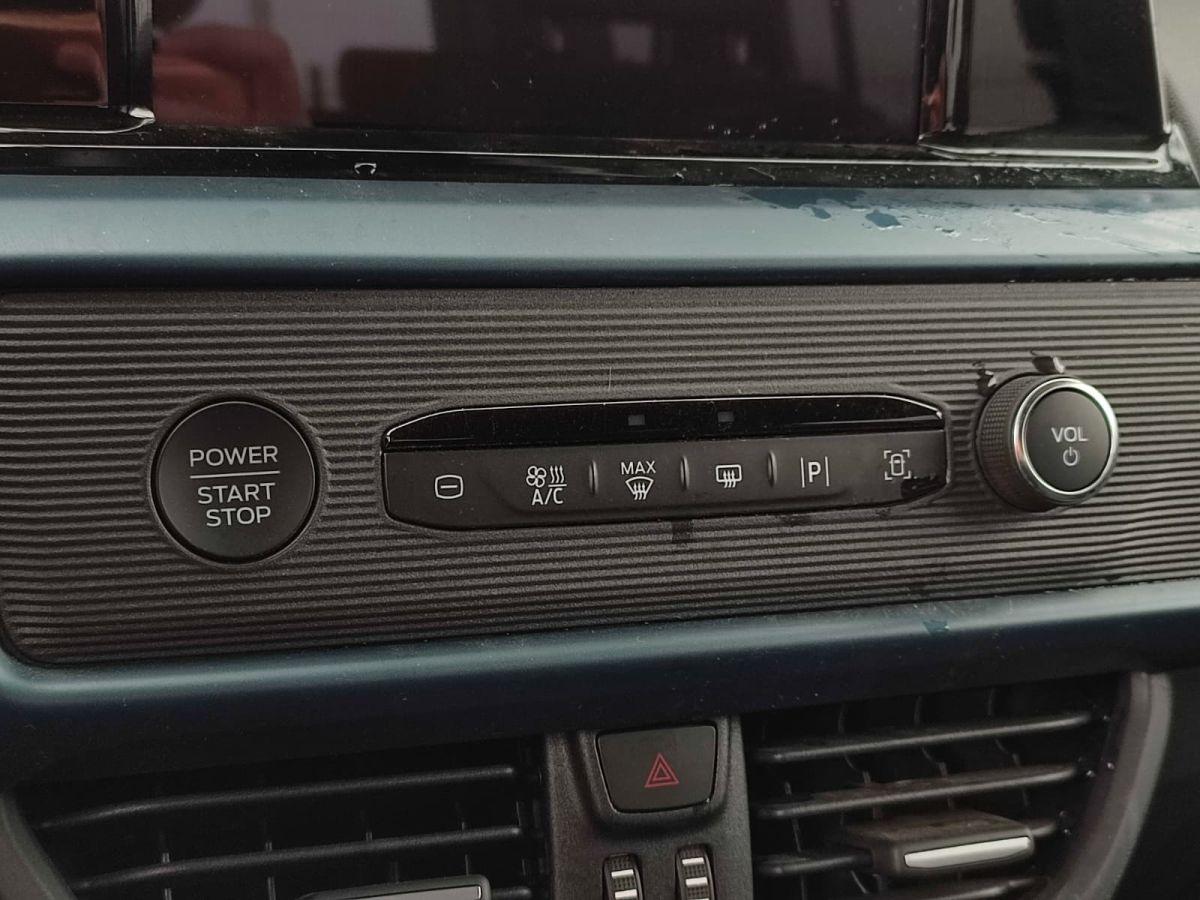 TOURNEO COURIER 1.0 P 125 AT ACTIVE