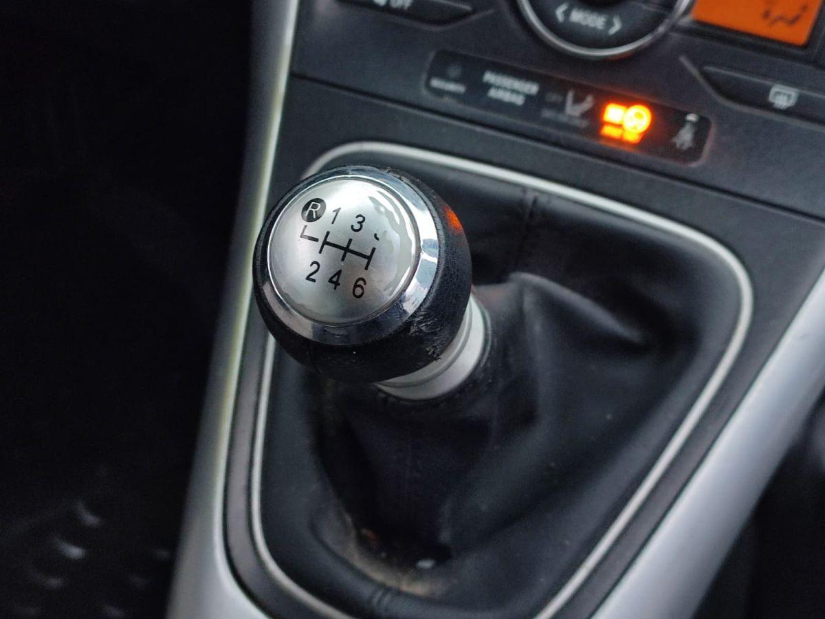 AURIS 1.4 D 4D COMFORT EXTRA