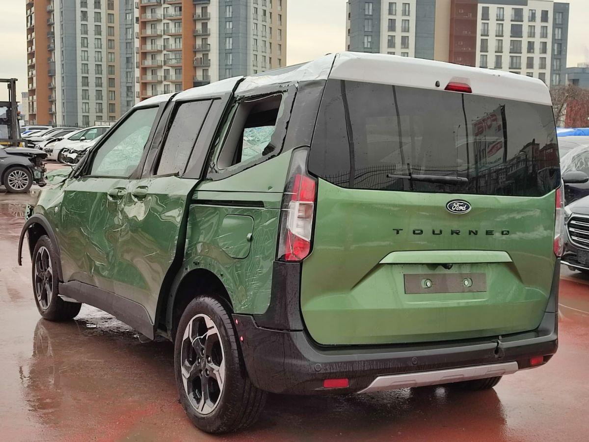 TOURNEO COURIER 1.0 P 125 AT ACTIVE