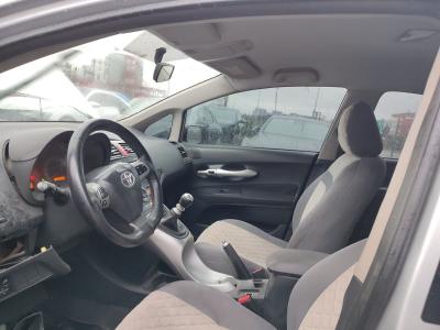 AURIS 1.4 D 4D COMFORT EXTRA