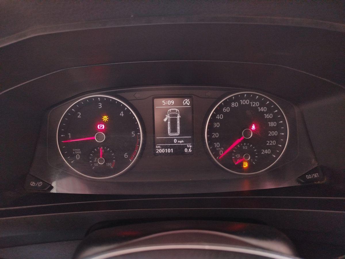 TRANSPORTER CAMLIVAN 4+1 114 E6