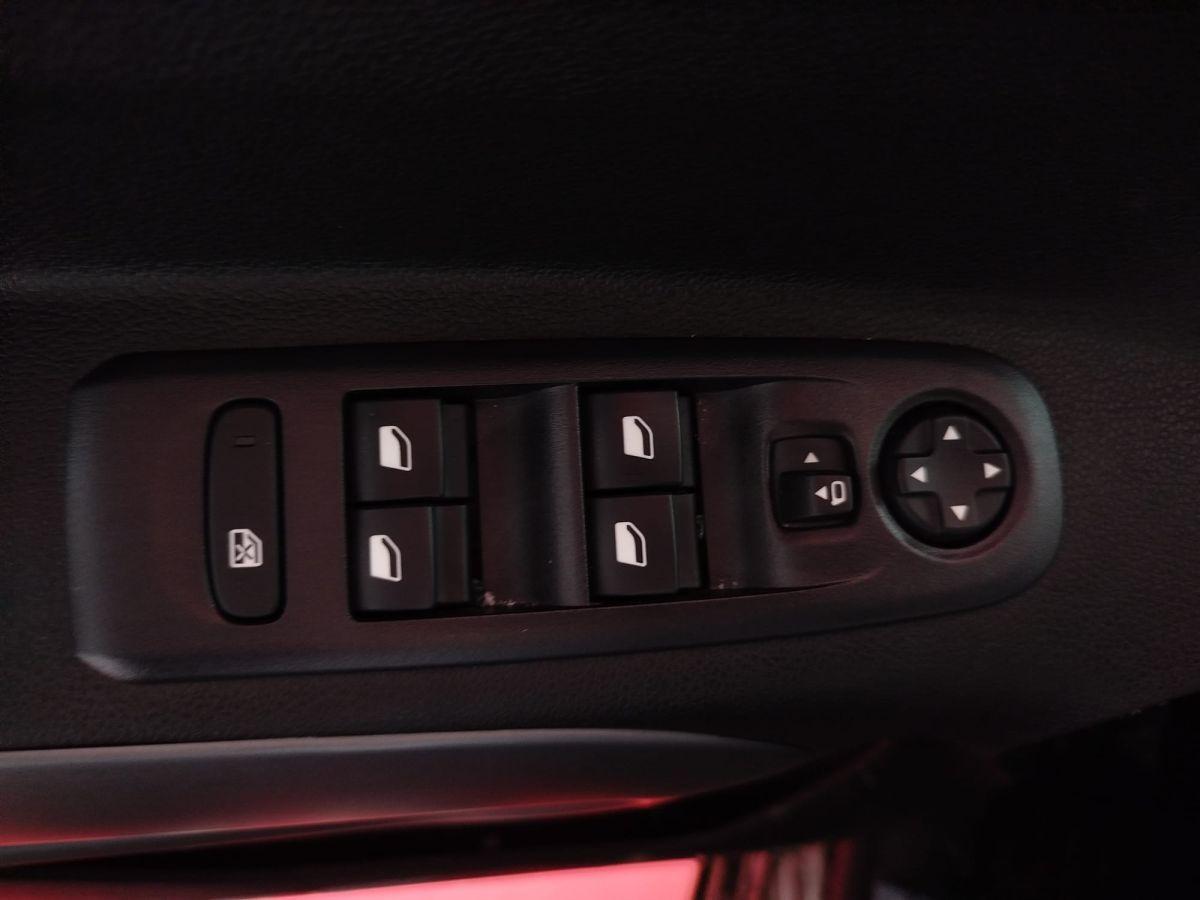 BERLINGO MAX 1.5 BLUEHDI 130 EAT8