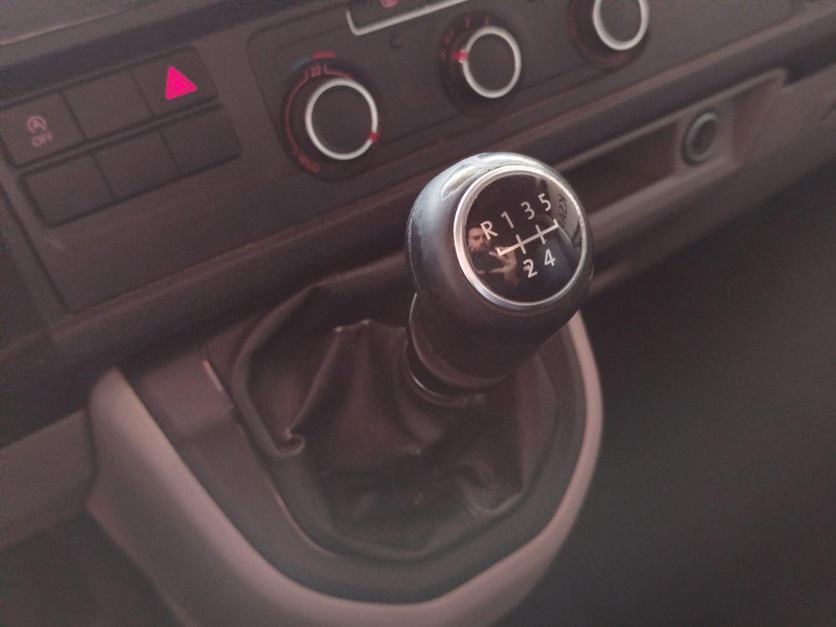 TRANSPORTER CAMLIVAN 4+1 114 E6