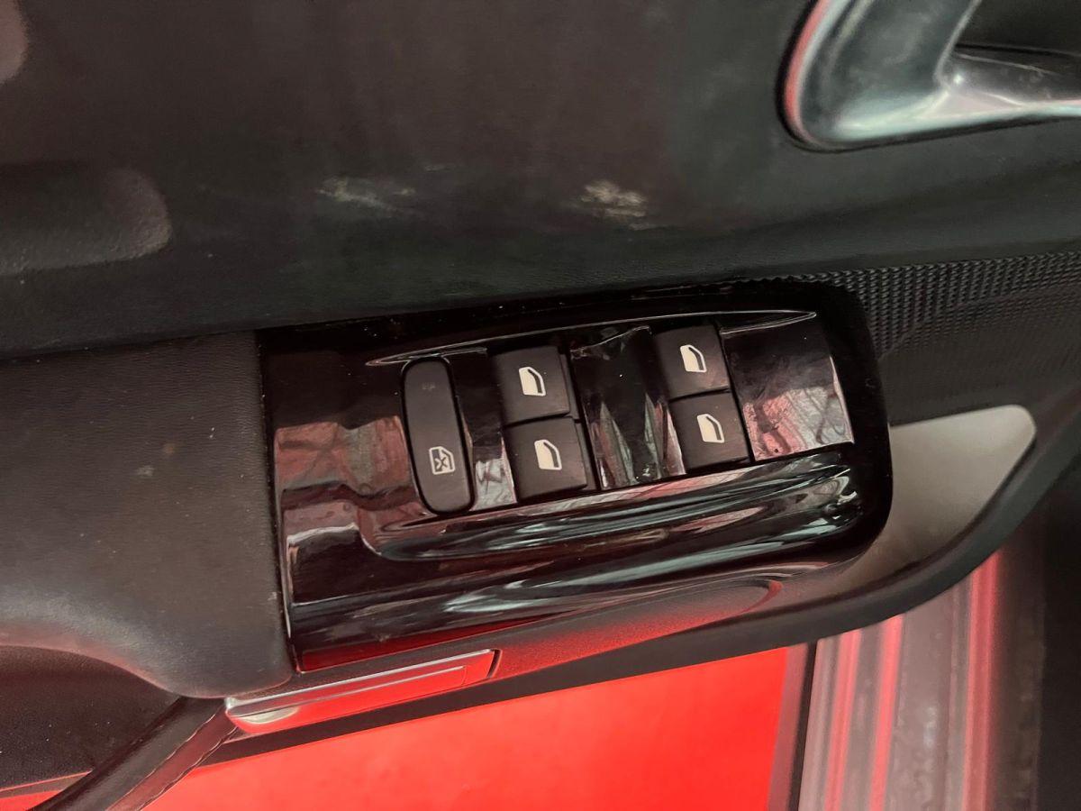 C3 ELLE 1.2 PURETECH 110 EAT6