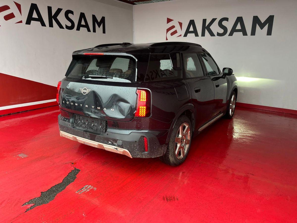MINI COUNTRYMAN E 204 SPIRIT