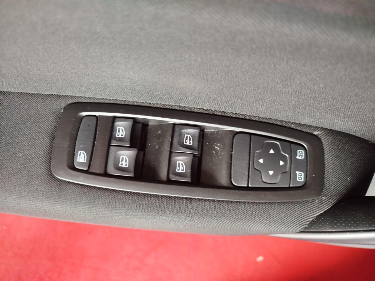 MEGANE HB TOUCH 1.5 DCI EDC 110