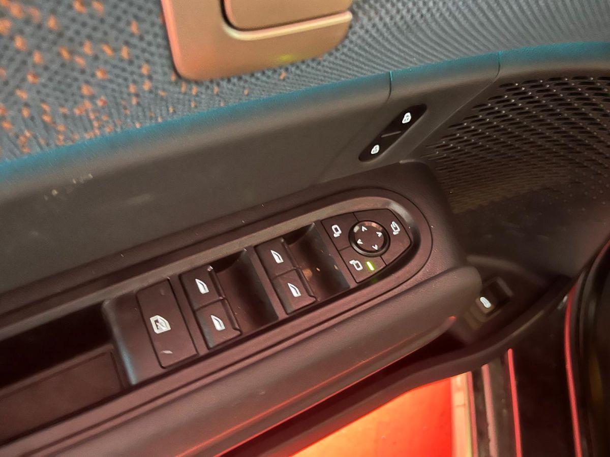 MINI COUNTRYMAN E 204 SPIRIT