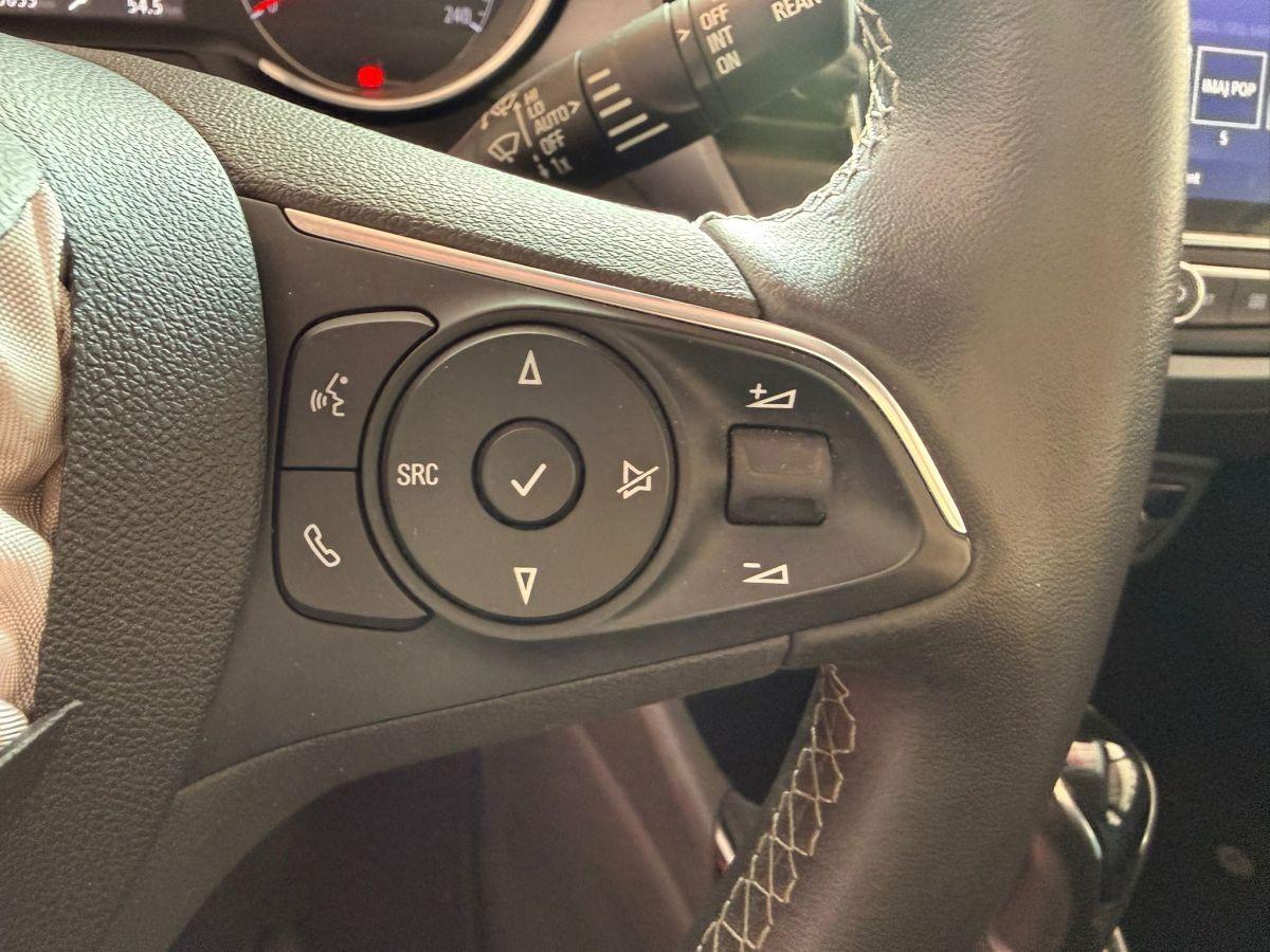 CROSSLAND 1.2 130 AT6 ESSENTIAL