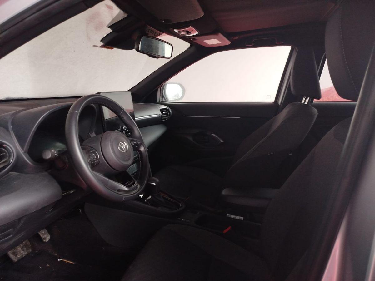 YARIS CROSS 1.5 HYBRID FLAME X-PACK E-CVT FL