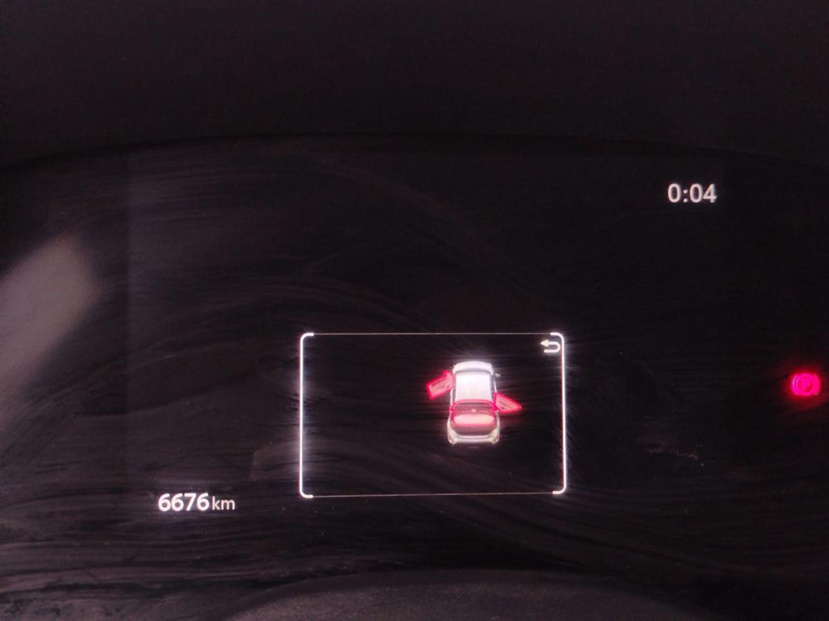 YARIS CROSS 1.5 HYBRID FLAME X-PACK E-CVT FL