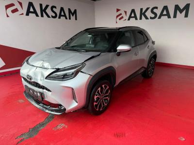 YARIS CROSS 1.5 HYBRID FLAME X-PACK E-CVT FL
