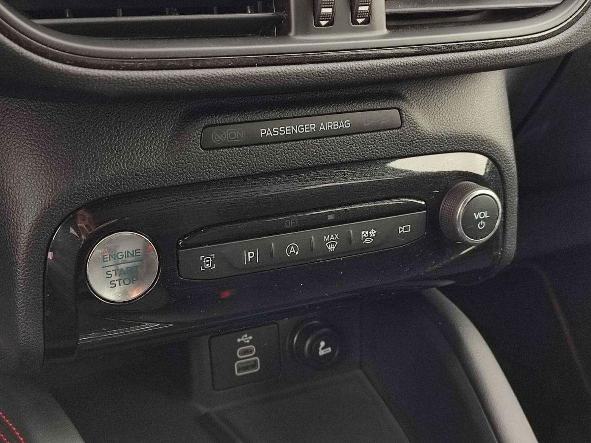 KUGA ST-LINE X 1.5 ECOBOOST 186 8AT FL