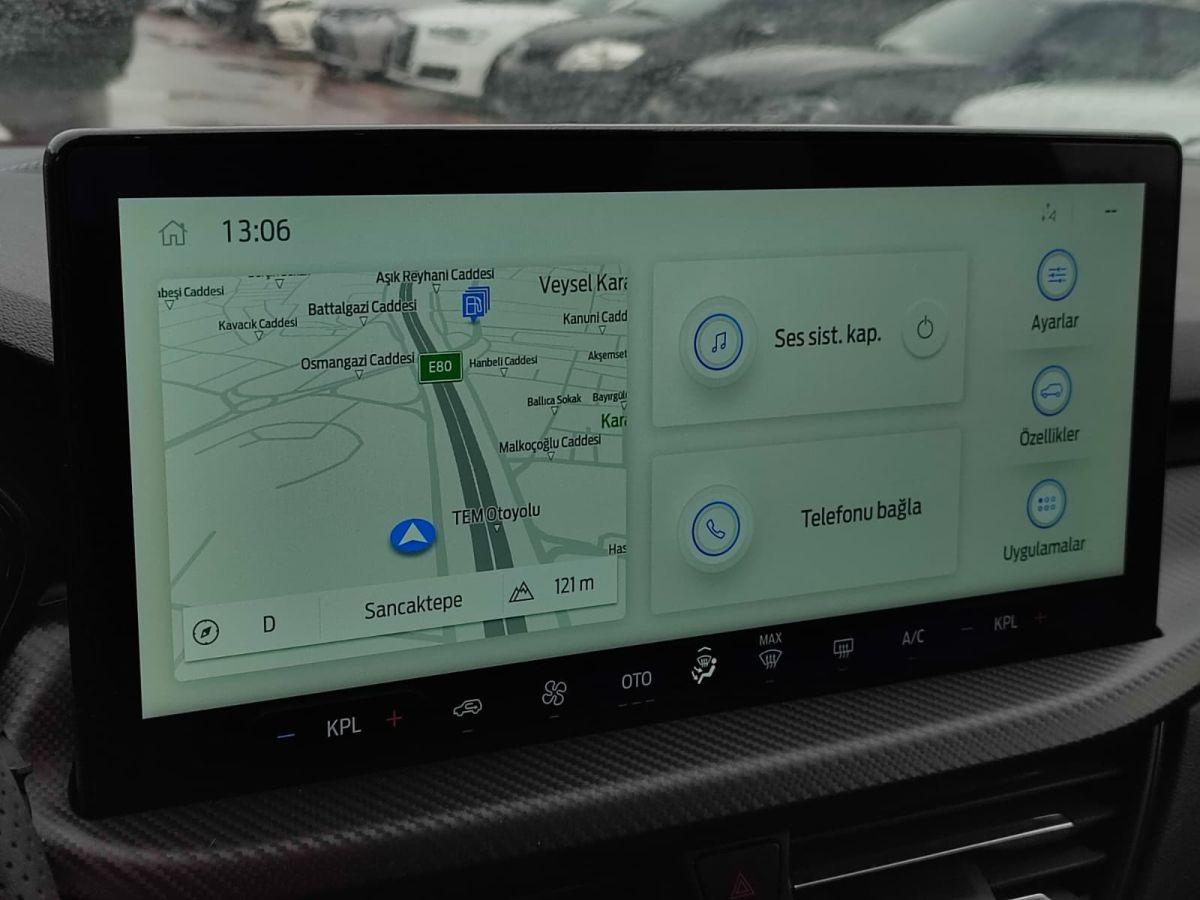 KUGA ST-LINE X 1.5 ECOBOOST 186 8AT FL