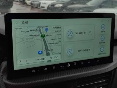 KUGA ST-LINE X 1.5 ECOBOOST 186 8AT FL