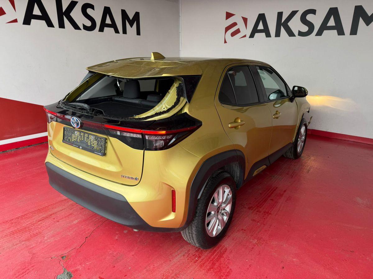 YARIS CROSS 1.5 HYBRID FLAME X-PACK E-CVT