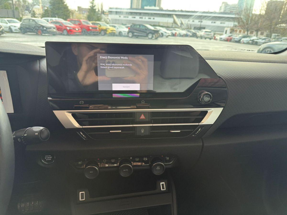 C4 X MAX 1.2 PURETECH 130 EAT8