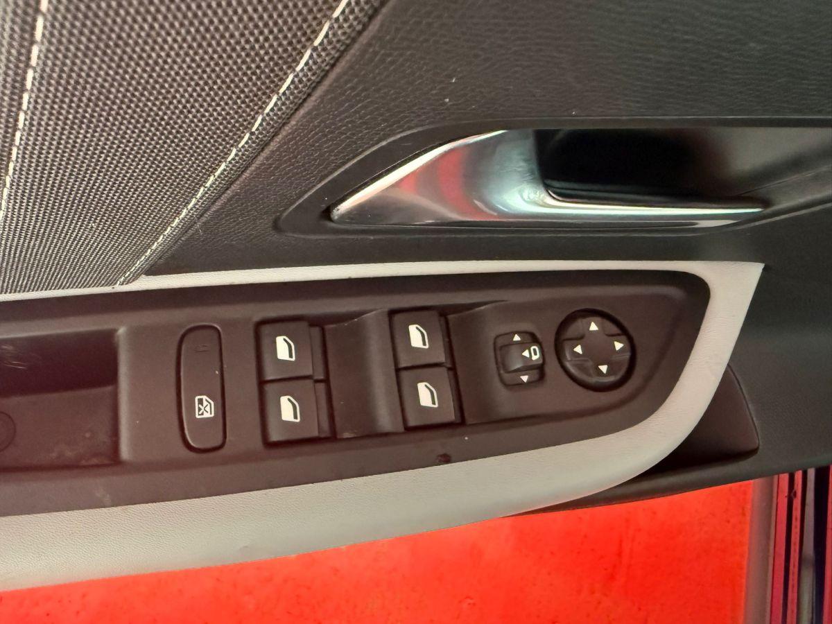 C4 X MAX 1.2 PURETECH 130 EAT8