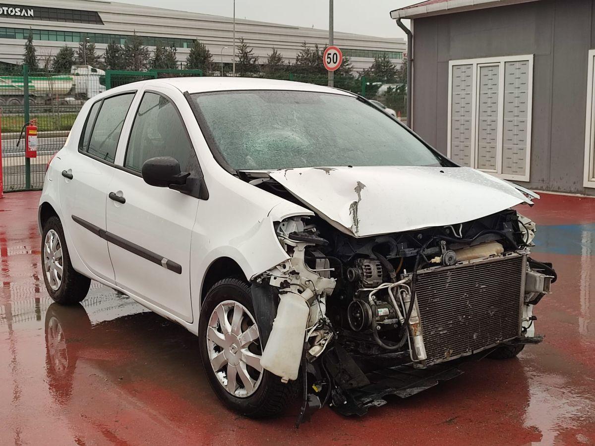 CLIO III HB AUTHENTIQUE 1.2 16V