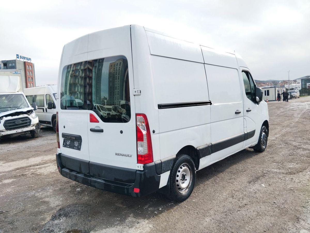 MASTER PANELVAN L2H2 11M3 150 D-FULL