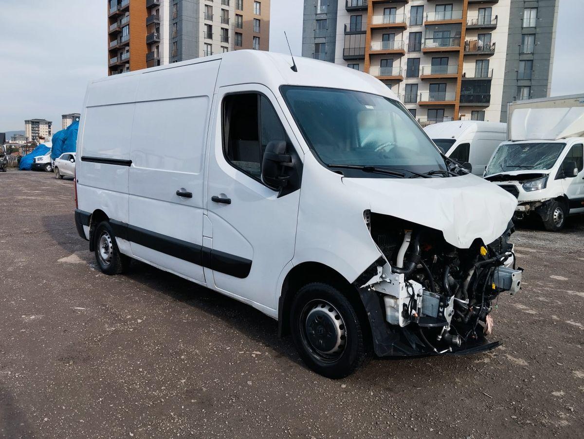 MASTER PANELVAN L2H2 11M3 150 D-FULL