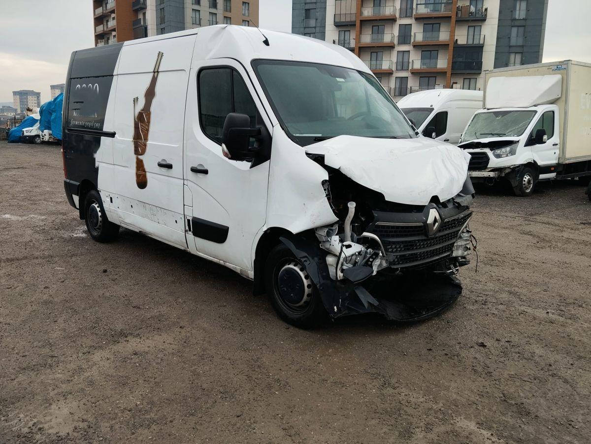 MASTER PANELVAN L2H2 11M3 150 D-FULL