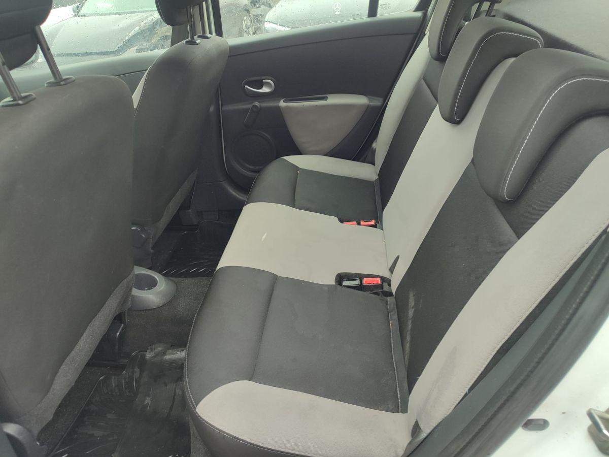 CLIO III HB AUTHENTIQUE 1.2 16V