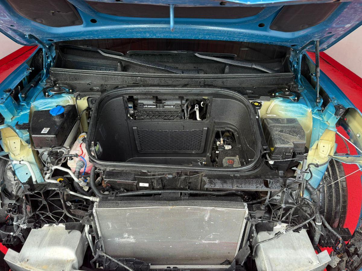 EV9 (203) AT PRESTIGE 7K