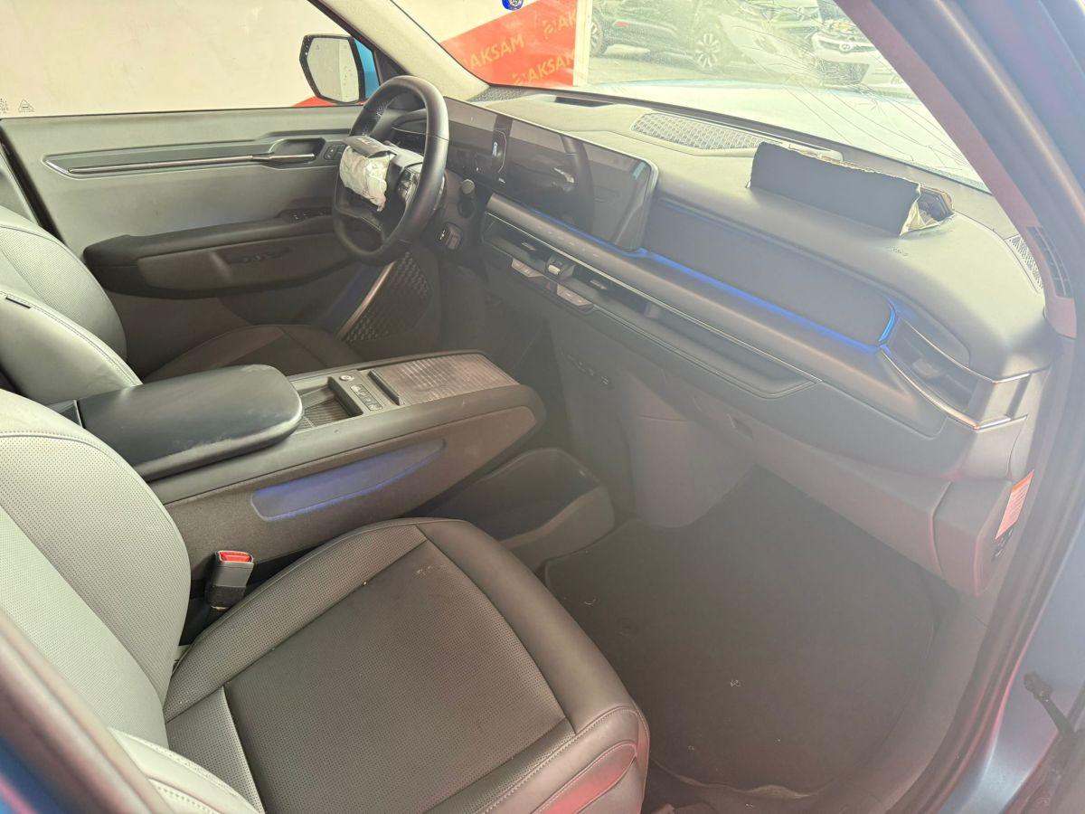 EV9 (203) AT PRESTIGE 7K