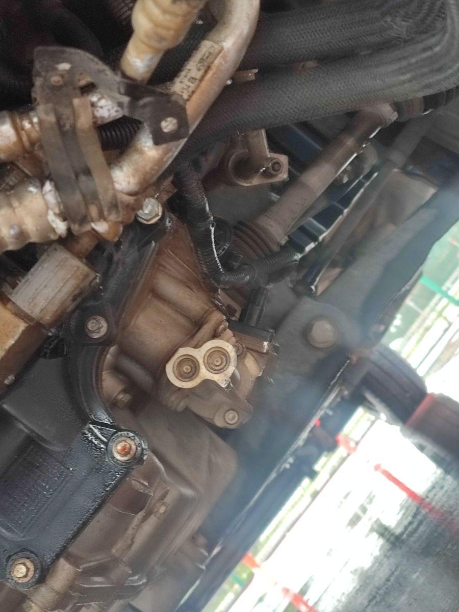 TOURNEO CUSTOM 320L UPGRADE 170 6AT TITANIUM