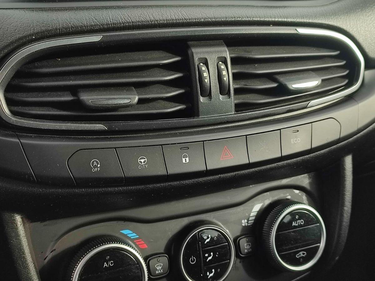 EGEA CROSS URBAN 1.6 M.JET 130 DCT