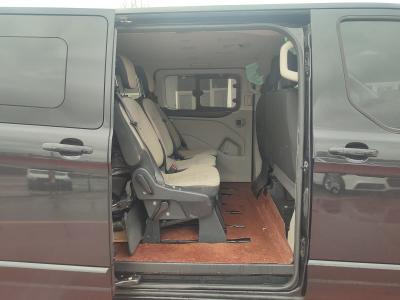 TOURNEO CUSTOM 320L UPGRADE 170 6AT TITANIUM