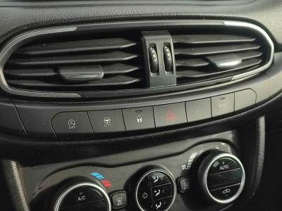 EGEA CROSS URBAN 1.6 M.JET 130 DCT